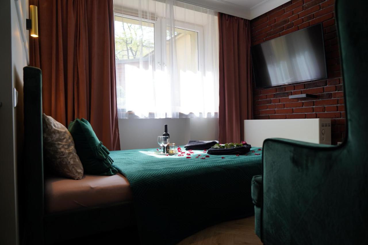 Jacuzzi Spa Apartment Krakow Ngoại thất bức ảnh
