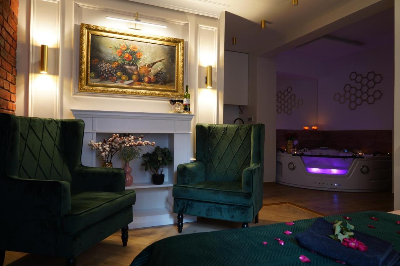 Jacuzzi Spa Apartment Krakow Ngoại thất bức ảnh
